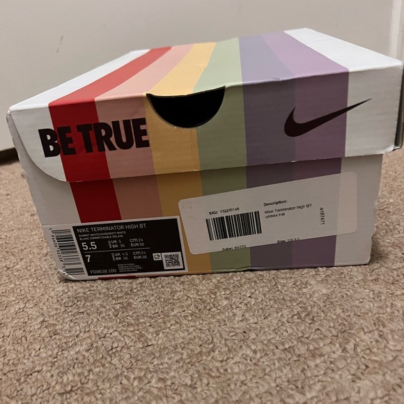 NIKE “BE TRUE” TERMINATOR HIGH BT WOMENS SIZE 7 SUMMIT WHITE/SANDDRIFT WHITE - Picture 3 of 11